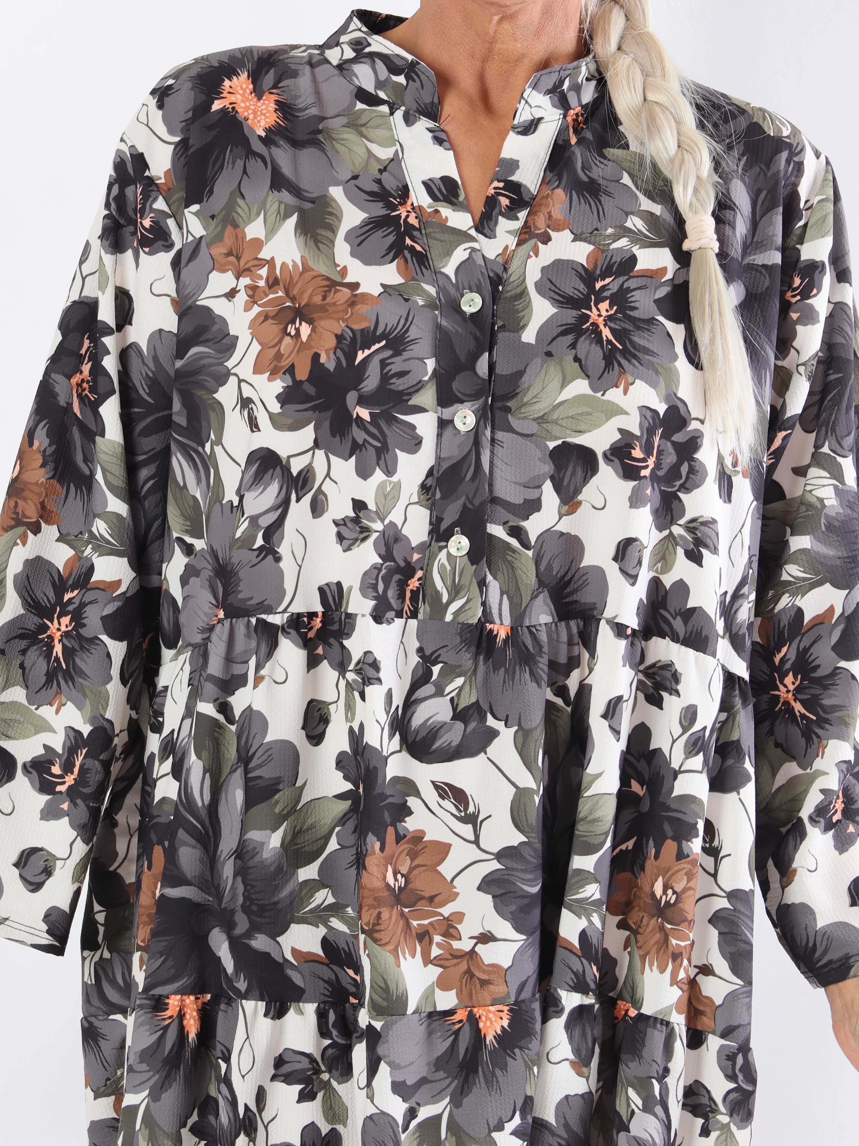Flower Dress - Sød blomstret plus size kjole med lag på lag look